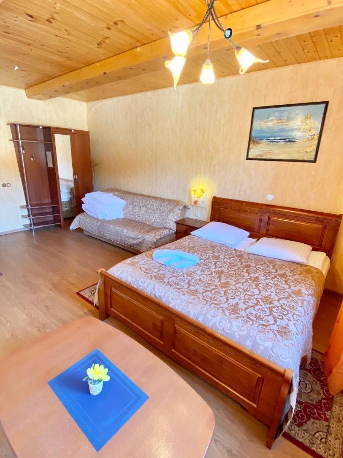 Akmuo Ant Akmens Hotel ซเวนตายิ ภายนอก รูปภาพ