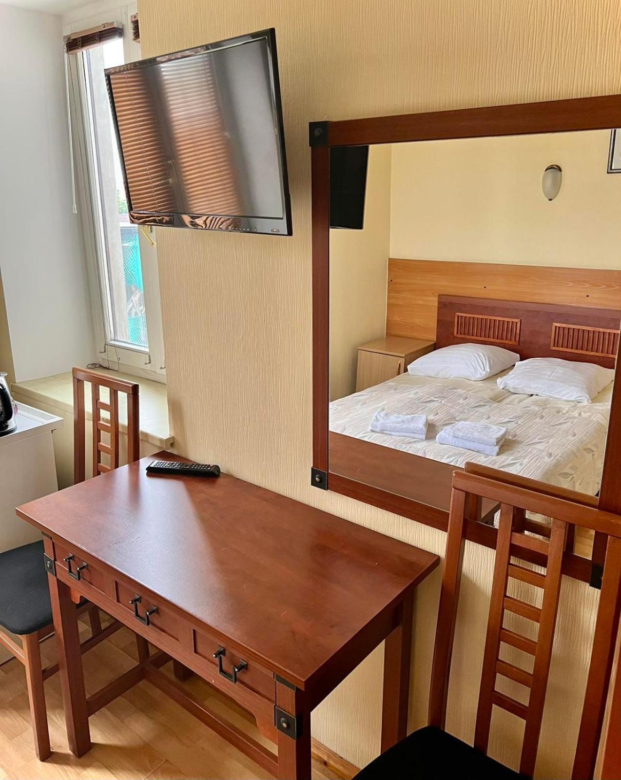 Akmuo Ant Akmens Hotel ซเวนตายิ ภายนอก รูปภาพ